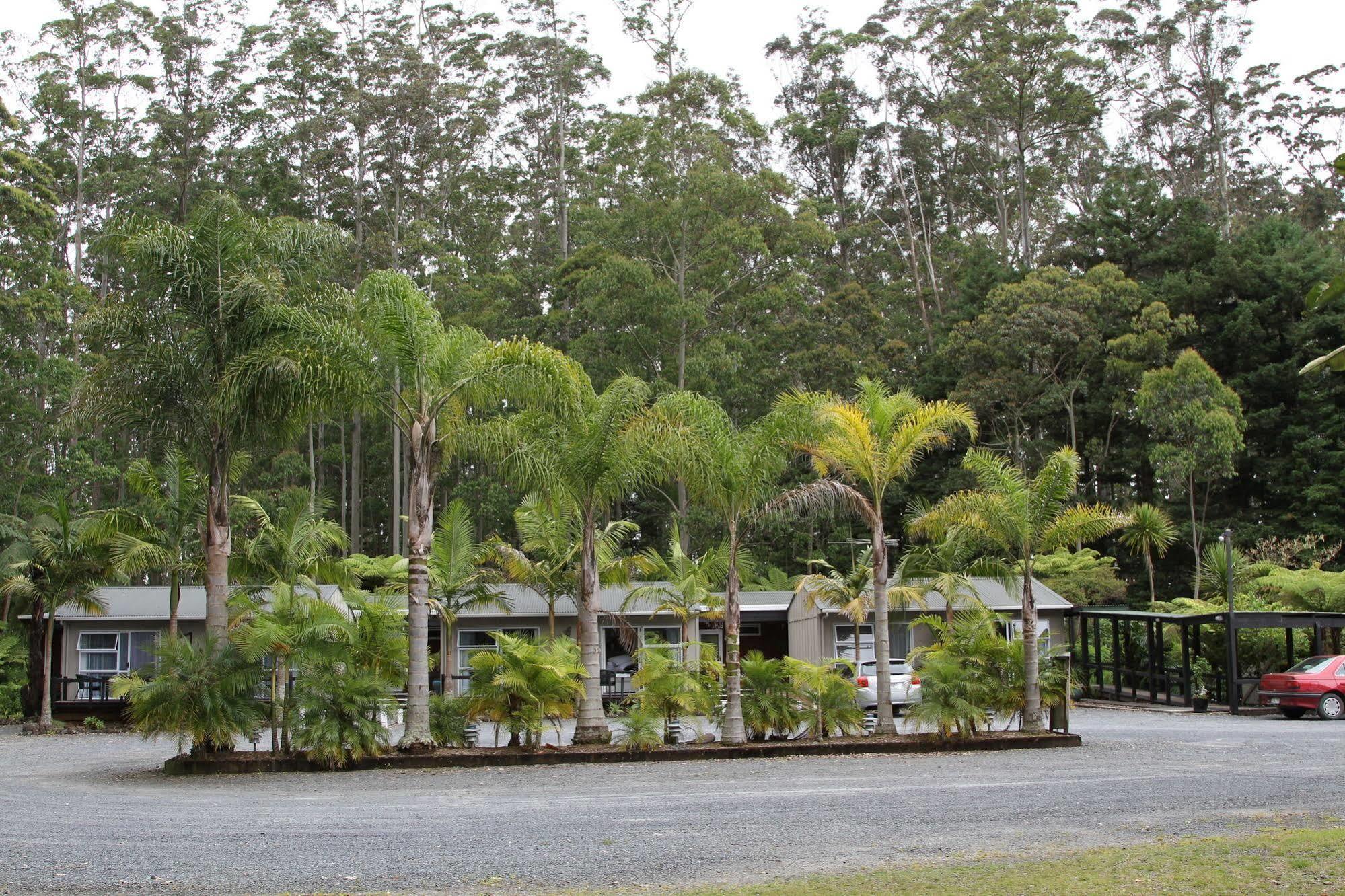 Woodlands Motel 3*